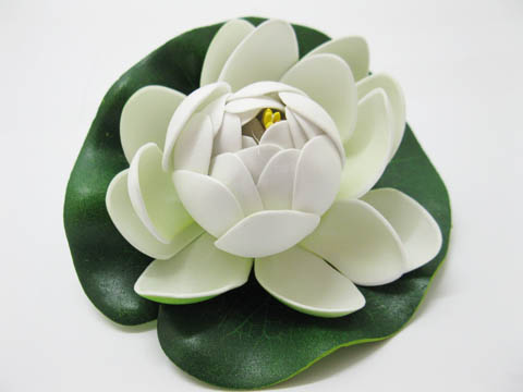 25 Floating 10.5cm Lotus Flower Ornament Wedding Decor - White - Click Image to Close
