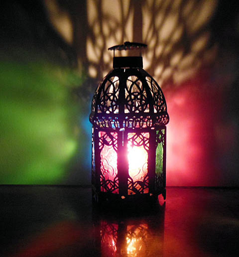 1X Orient Colored Glass Hanging Candle Lantern - Click Image to Close