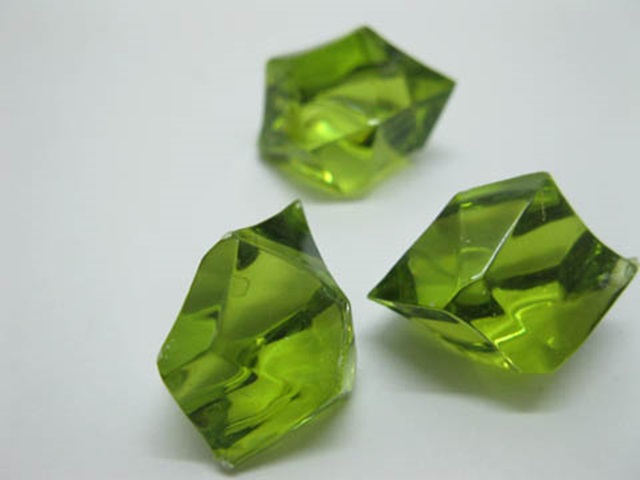200X Green Acrylic Ice Pieces Stones Wedding Party - Click Image to Close